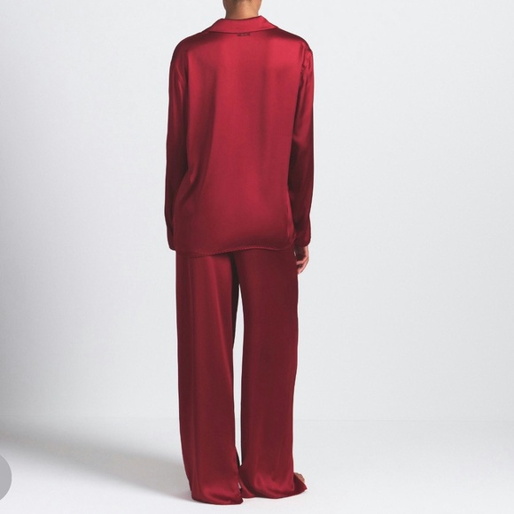 SKIMS Red Satin Pajama Set - Picture 3 of 14